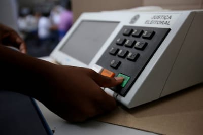 tre-sp-orienta-eleitores-sobre-ordem-de-votacao-e-reforca-proibicao-de-celular-n — 92