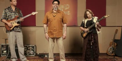 duelo-de-guitarras-reality-da-tv-brasil-destaca-trajetoria-da-guitarrista-lui-ra — brasil e mundo