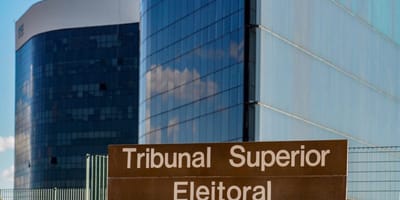 tse-recebe-mais-de-50-mil-denuncias-de-propaganda-irregular — 80