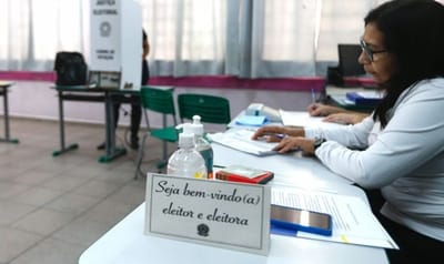 eleitores-nao-podem-ser-presos-ou-detidos-a-partir-desta-terca-feira — 77