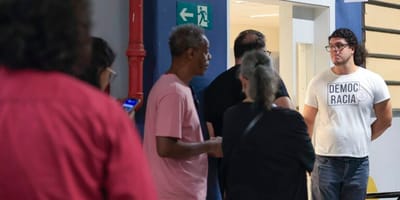 14-das-secoes-de-sao-paulo-ainda-estavam-abertas-as-18h — 61