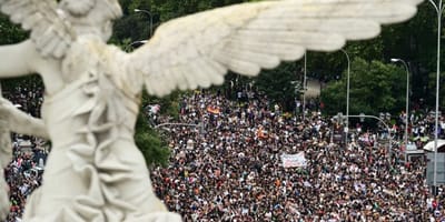espanha-antecipa-eleicoes-e-sindicatos-convocam-greve-geral-por-crise-habitacion — 48