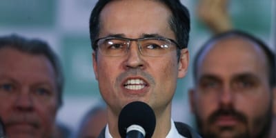 tse-julga-validade-da-candidatura-de-deltan-dallagnol-ao-senado — 45