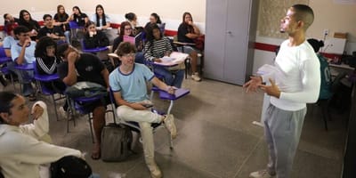 enem-2026-estudantes-da-rede-publica-devem-escolher-idioma-da-prova-ate-18-de-ou — 44