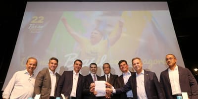flavio-bolsonaro-recebe-apoio-de-14-governadores-eleitos-e-de-augusto-cury — 41
