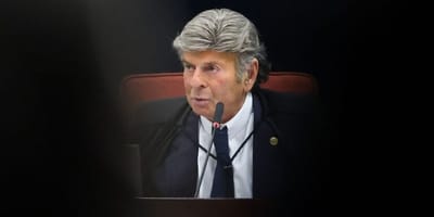 fux-pede-acesso-a-processos-contra-bolsonaro-no-stf — 41