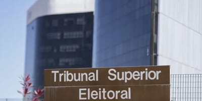 tse-barra-anuncios-de-lula-que-acusavam-flavio-bolsonaro-de-ser-contra-escala-6x — 31