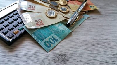 6-em-cada-10-brasileiros-recorrem-a-renda-extra-aponta-serasa — 18