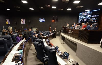 camara-de-guarulhos-vota-projeto-que-aumenta-iptu-nesta-segunda — 7