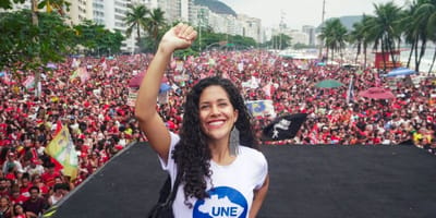 estudantes-voltam-as-ruas-em-defesa-da-democracia-e-da-educacao-publica — 5