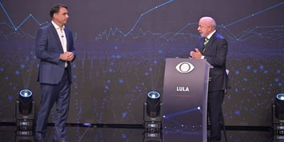 lula-e-flavio-bolsonaro-trocam-acusacoes-no-primeiro-debate-das-eleicoes-na-tv-b — 4