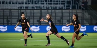 inter-e-bragantino-garantem-vaga-nas-semifinais-da-copa-do-brasil-feminina — brasil e mundo