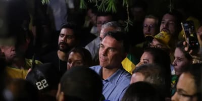 flavio-bolsonaro-impoe-condicoes-para-liberar-sigilos — 2