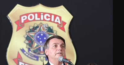 PF coloca tornozeleira eletrônica em Bolsonaro — pf cumpre mandados