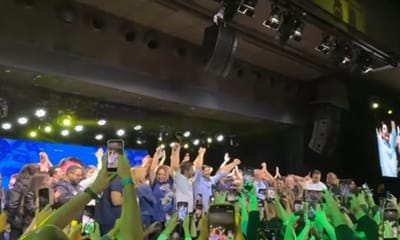 Tarcísio declara apoio a Flávio Bolsonaro e diz que PT será derrotado | Diário do Grande ABC - Notícias e informações — flavio bolsonaro participa