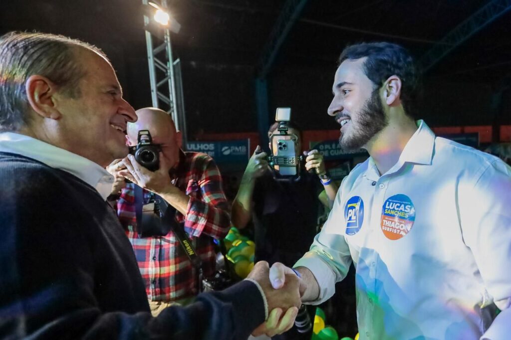 Evento histórico em Guarulhos marca a união de Lucas Sanches (PL) e Thiago Surfista (NOVO) como pré-candidatos a prefeito e vice, com apoio de Valdemar Costa Neto e grande adesão popular. Uma nova geração política surge com projetos inovadores para a cidade.