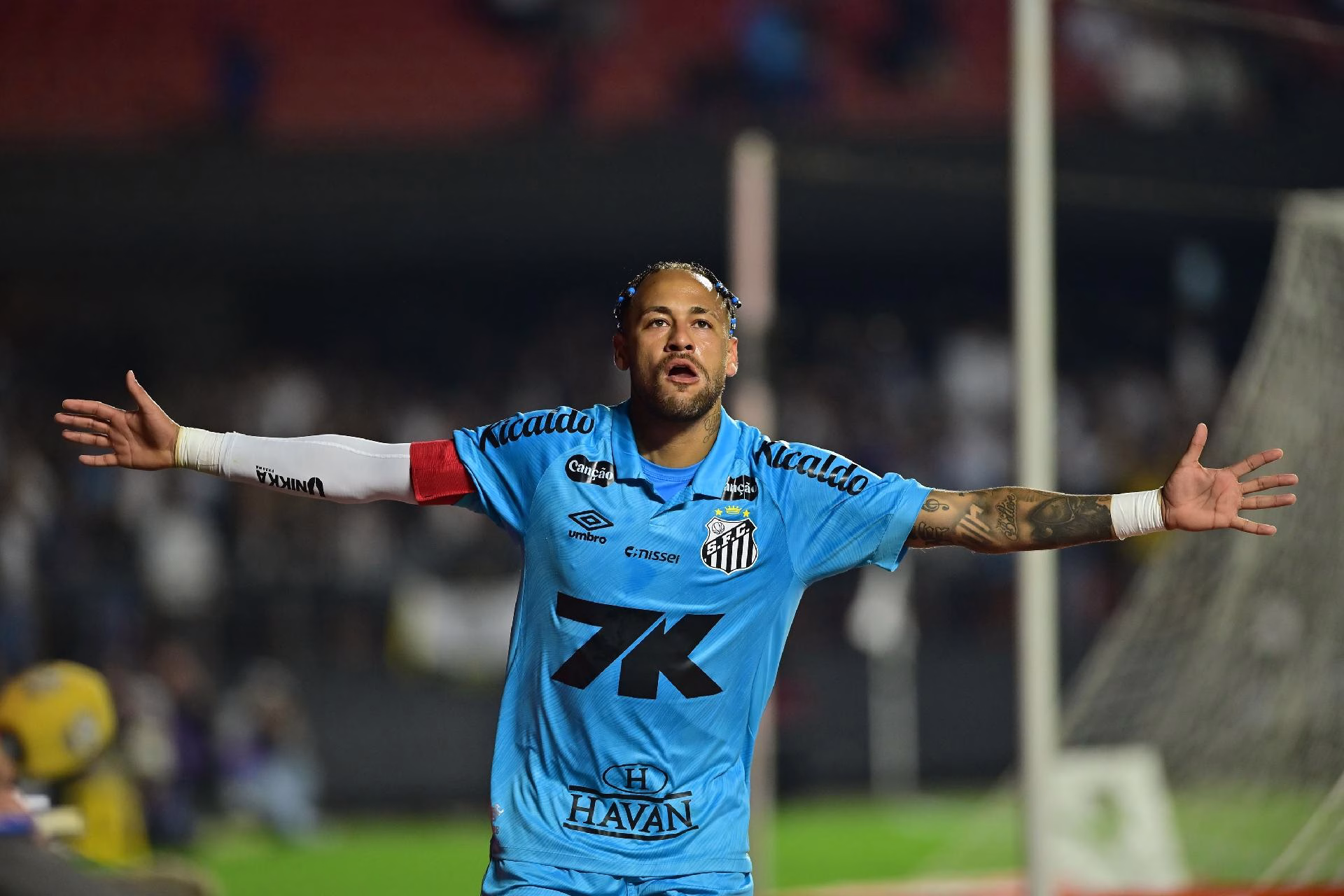 3 a 1: O "Rei" Neymar Comanda Vitória do Santos e Tira Time do Z4