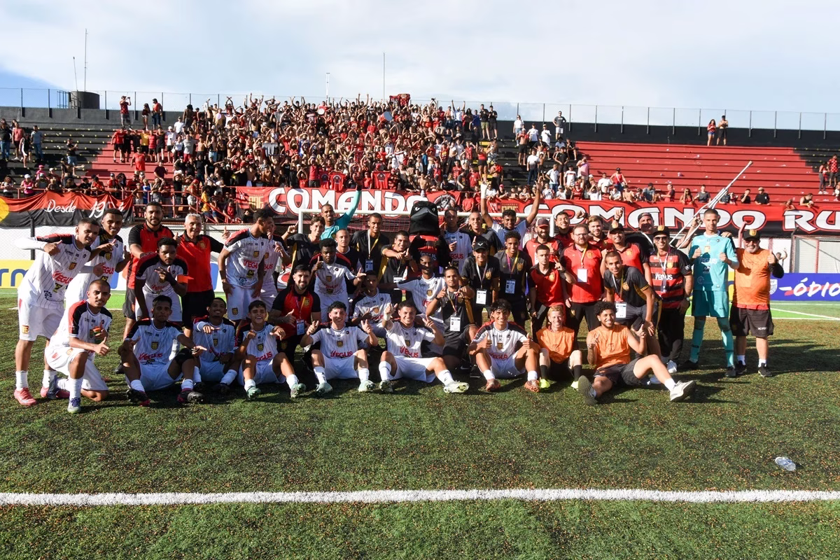 HISTÓRICO NO NINHO: FLAMENGO DE GUARULHOS VENCE E AVANÇA À TERCEIRA FASE DA COPINHA