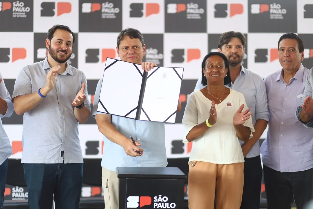 Investimento em Guarulhos: Tarcísio de Freitas, Lucas Sanches e Presidente da Câmara selam R$ 75 milhões em obras