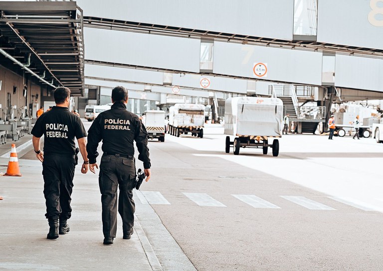 Fronteira Blindada: Ação Brasil-EUA contra o crime organizado coloca o Aeroporto de Guarulhos no centro da fiscalização global